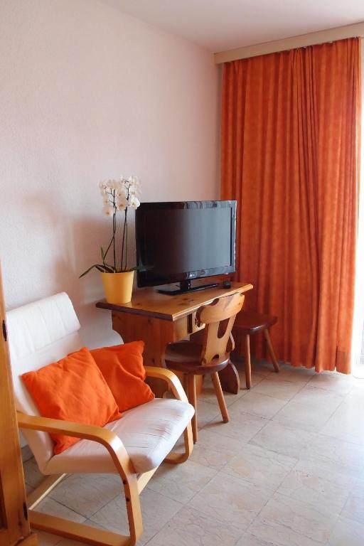 Hotel Elvetico Locarno Bilik gambar