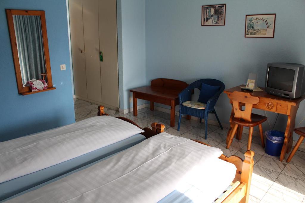 Hotel Elvetico Locarno Bilik gambar