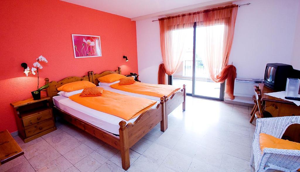 Hotel Elvetico Locarno Bilik gambar