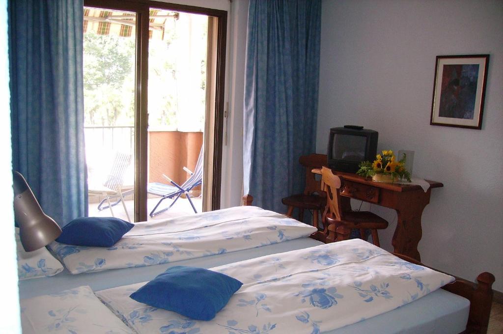 Hotel Elvetico Locarno Bilik gambar